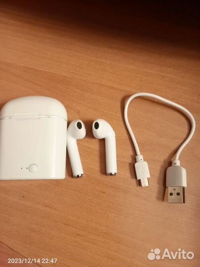 Беспроводные наушники