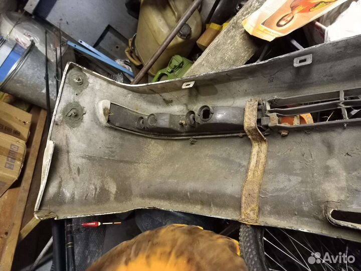 Mitsubishi L300 бампер