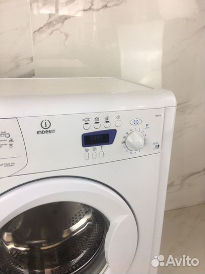 Стиральная машина бу Indesit