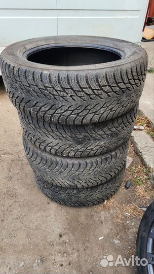 Nokian Tyres Hakkapeliitta R3 SUV 255/55 R20 110R