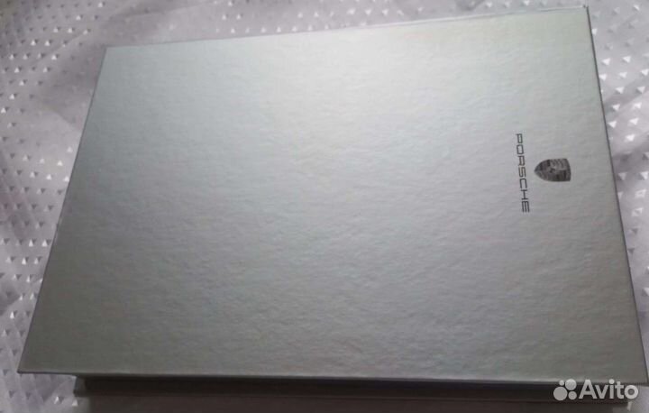 Коллекционная машина porsche 917