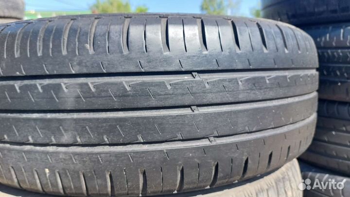 Hankook Vantra LT RA18 215/65 R17 104T