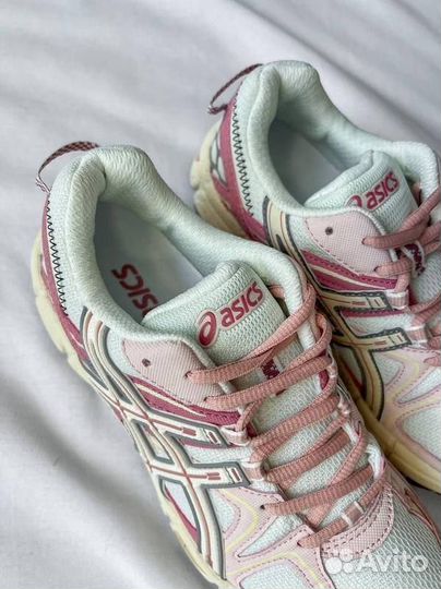 Кроссовки Asics Gel Kahana 8 ‘white pink’