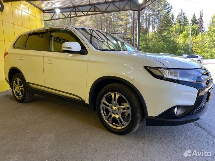 Mitsubishi Outlander 2.0 CVT, 2015, 183 500 км