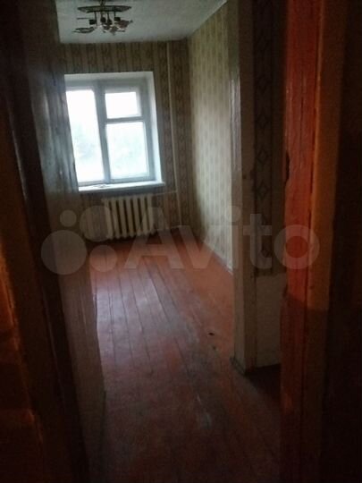 Комната 9 м² в 3-к., 2/2 эт.