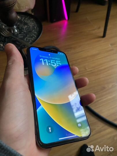 iPhone X, 64 ГБ