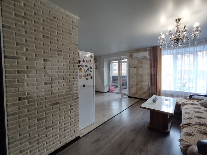 2-к. квартира, 58 м², 1/10 эт.