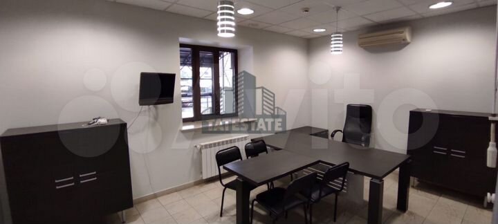 Блок офис в центре с отдельным входом 160 кв