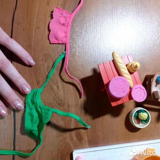 Мебель для кукольного домика