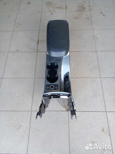 Консоль салона Ford Kuga 2 2015г