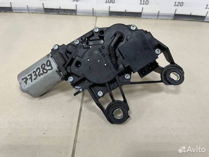 Моторчик стеклоочистителя задний Volkswagen Polo 9N 2001-2009