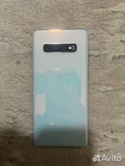 Samsung Galaxy S10+, 8/128 ГБ