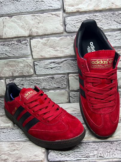 Кроссовки adidas spezial