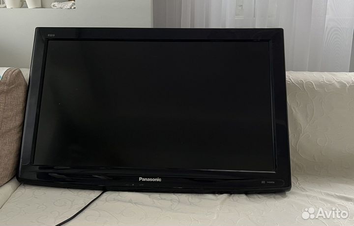 Телевизор Panasonic TX-LR32C10 на запчасти