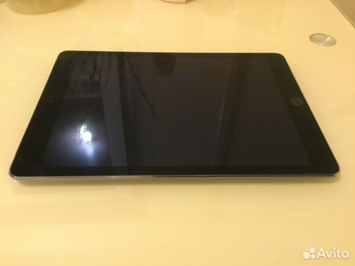 iPad Air 2 64 GB + SIM iOS 11 iOS 13