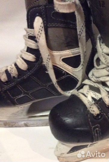 Хоккейные коньки детские CCM