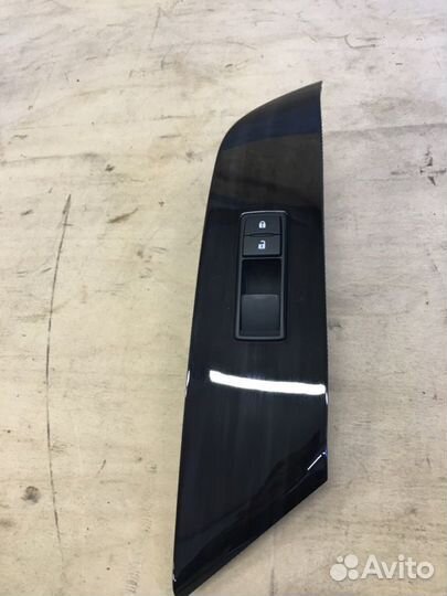 Кнопка стеклоподъемника передняя левая Lexus Rx270