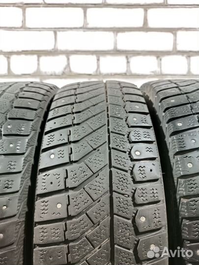 Viatti Brina Nordico V-522 185/65 R15 88T