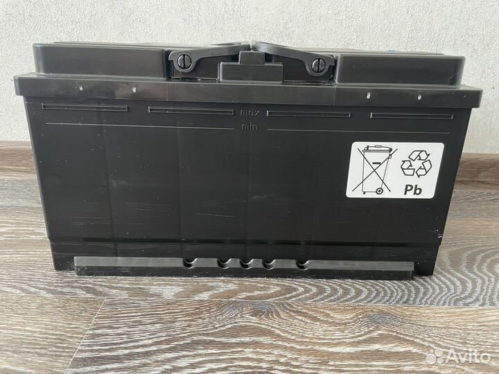 Аккумулятор автомобильный black ICE 100