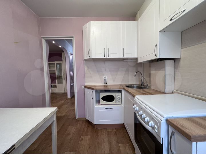 2-к. квартира, 43 м², 4/4 эт.