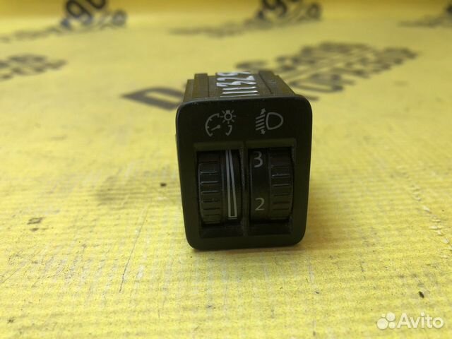 Кнопка корректора фар VW Passat B6