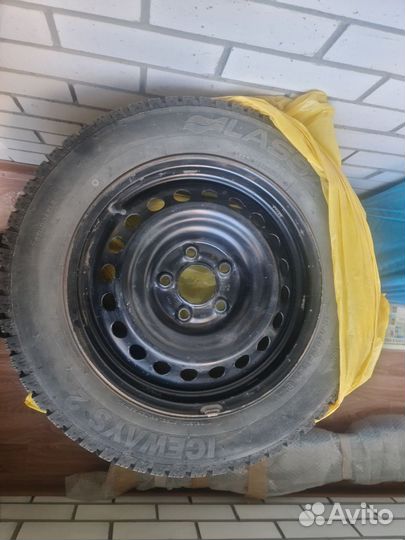 Lassa Iceways 2 205/60 R16