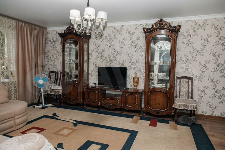 Дом 160 м² на участке 6 сот.