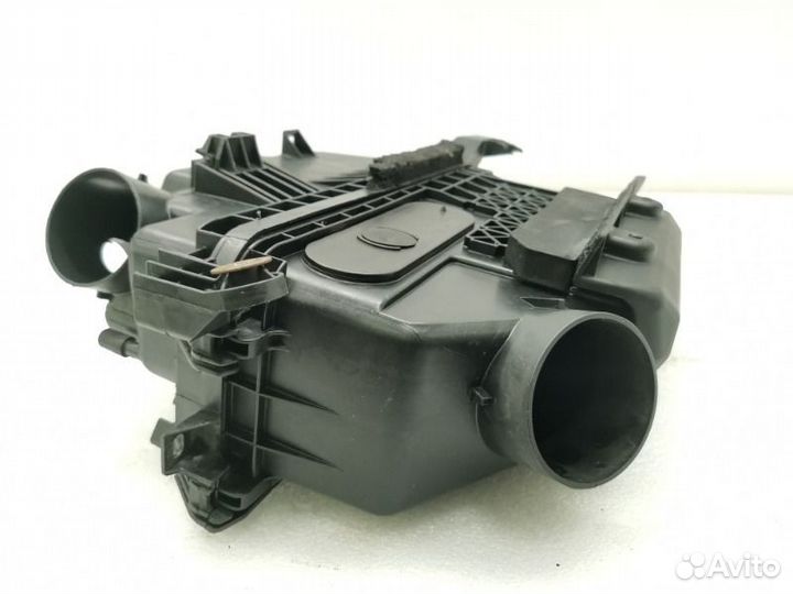 Корпус воздушного фильтра Toyota Alphard H10 2.4