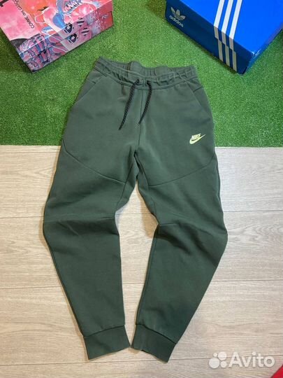Штаны Nike tech fleece