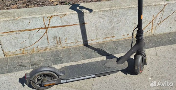 Электросамокат Xiaomi Mi Electric Scooter Pro 2