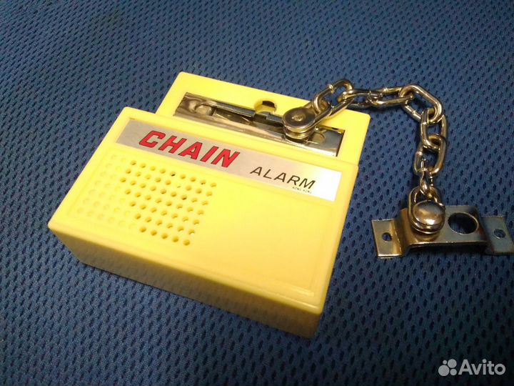 Цепочка на дверь с сигналом