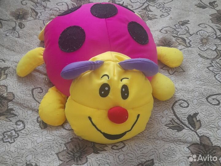 Божья коровка игрушка