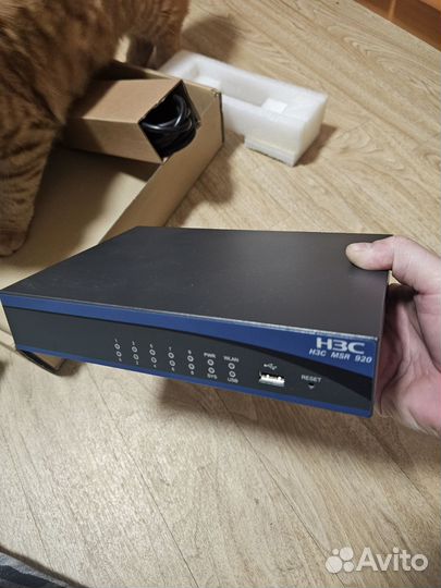 Продам маршрутизатор HP MSR920 роутер