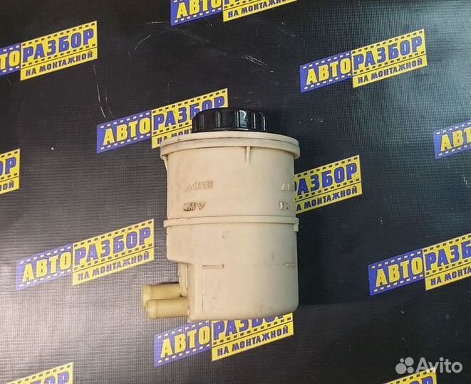 Бачок гидроусилителя Renault Duster