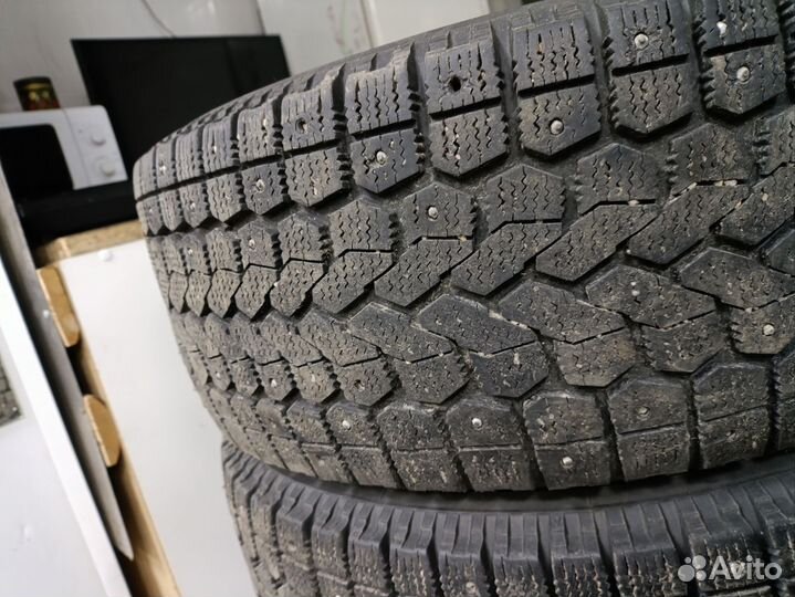 Yokohama Ice Guard IG91 215/55 R16 97Q