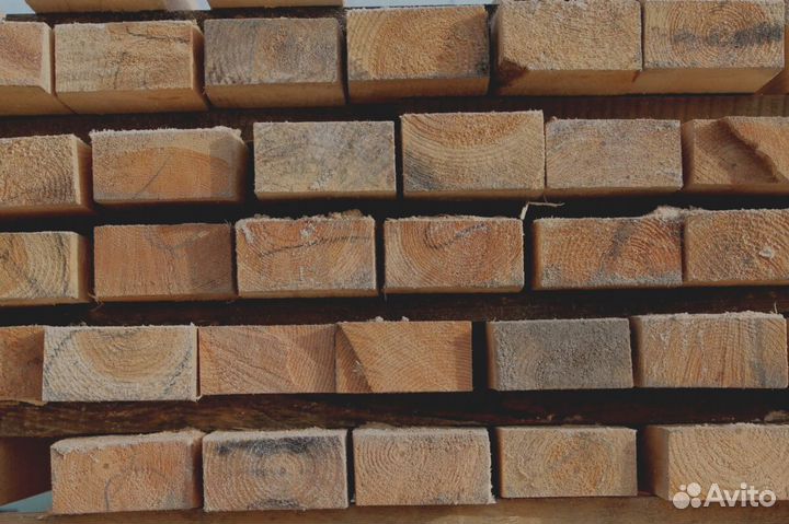 Дачные постройки с досками из лиственницы