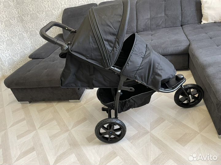 Коляска прогулочная