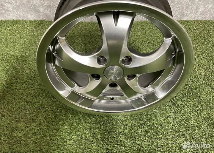 Литые диски на Volkswagen 5x112 R15 Р15 RW