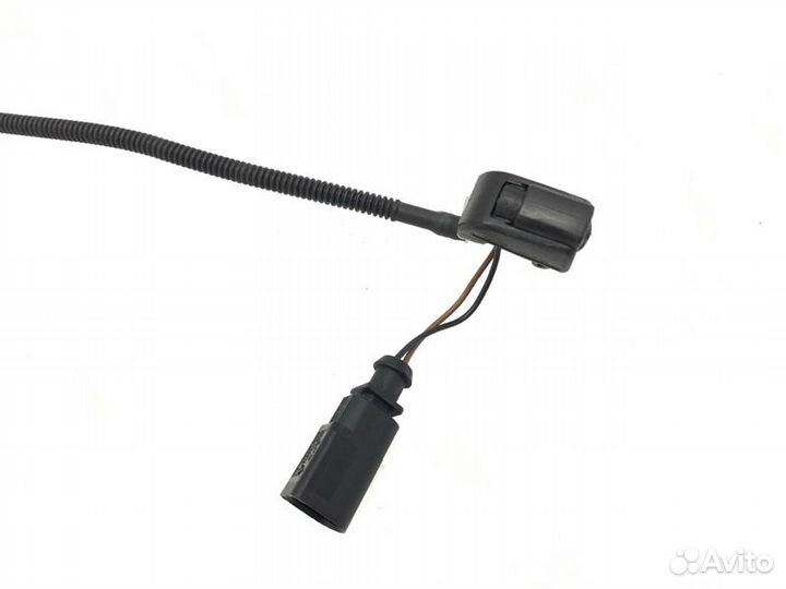 Форсунка омывателя Skoda Octavia 1.6 cwva 2018