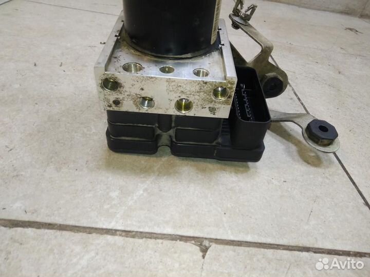 Блок ABS Renault Fluence L30R