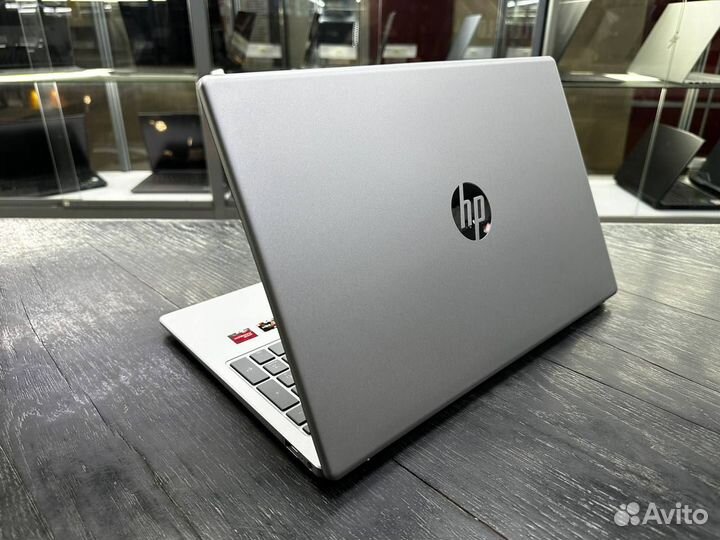 Нoвый ноутбук Hp Laptop 15 r5/16/256