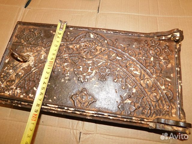 Антикварная, чугунная, печная, топочная дверца ри