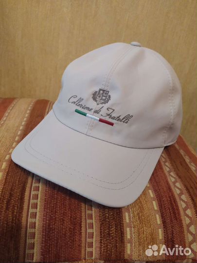 Бейсболка новая