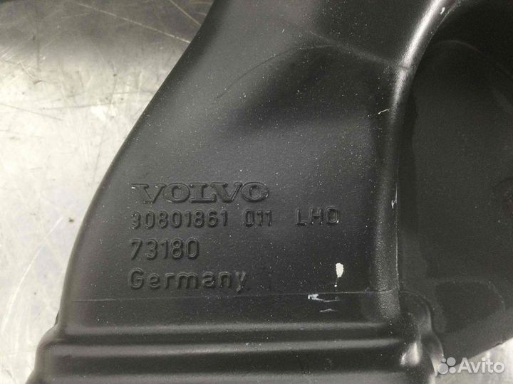 Воздуховод Volvo S40 30801861; 30801861011 D4192T2