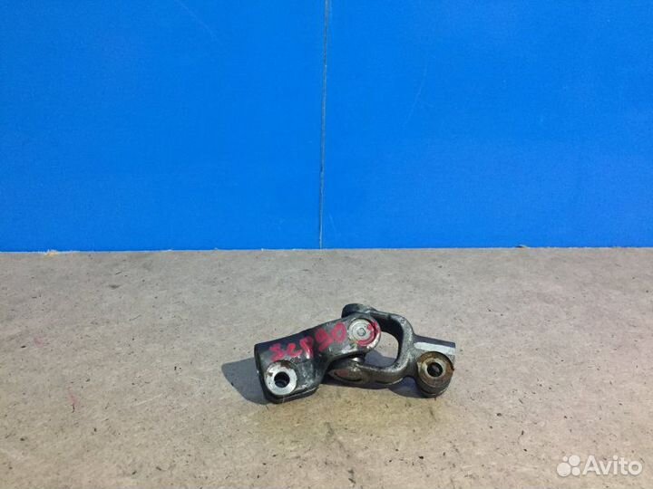 Рулевой карданчик Toyota Vitz SCP90 2szfe