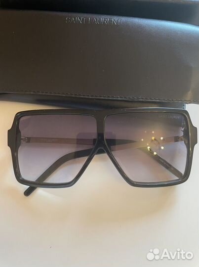 Солнцезащитные очки Saint Laurent