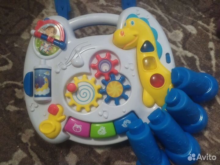 Развивающий столик