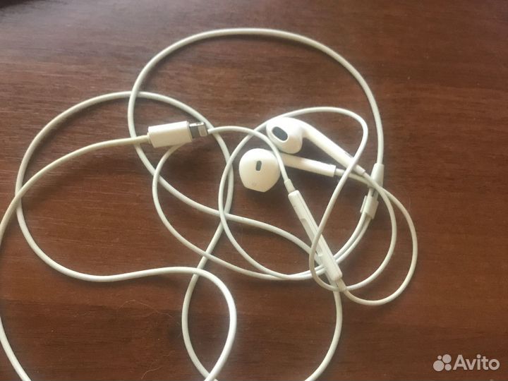 Наушники apple lightning