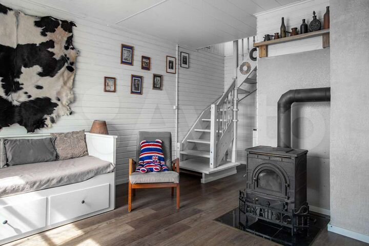 Дом 57 м² на участке 6 сот.