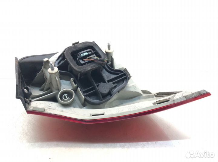 Фонарь задний правый Volkswagen Golf 5 1.9 TDI